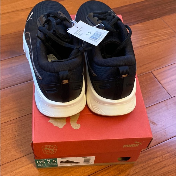 Puma sneakers - Picture 6 of 10